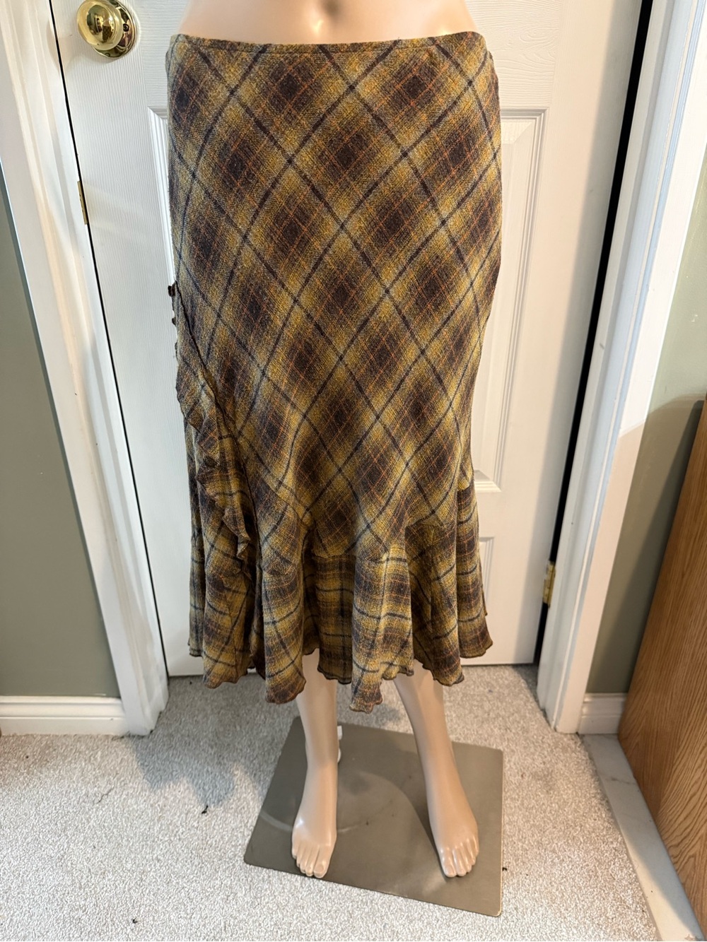 Sundance Wool Blend Bias Cut Plaid Midi Skirt Ruffle Size 6 Brown Gold